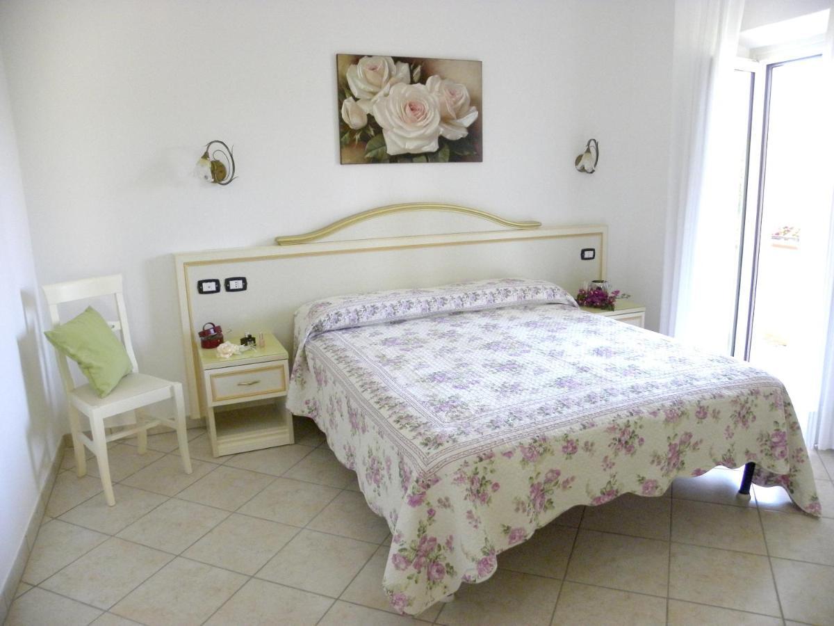 Comfortable Apartment In Maratea With Sea View 95 M² + Parking Exterior foto